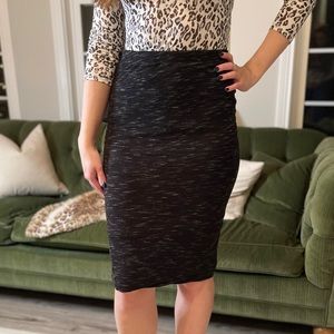 EXPRESS Black Form Fitting Pencil Skirt